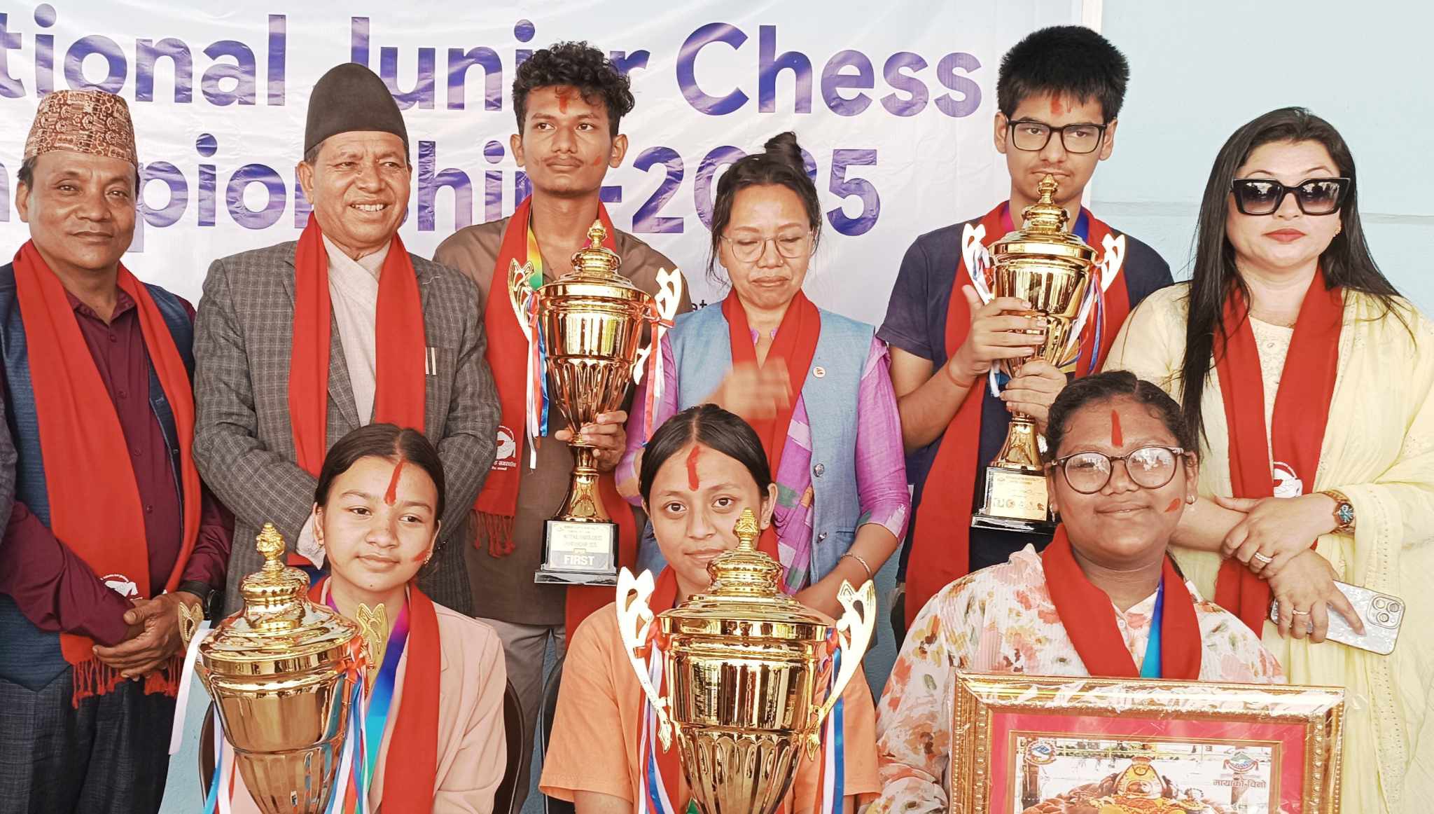 प्रथम जुनियर राष्ट्रिय चेसमा रिसोन थापा र रिया श्रेष्ठ च्याम्पियन बने।
