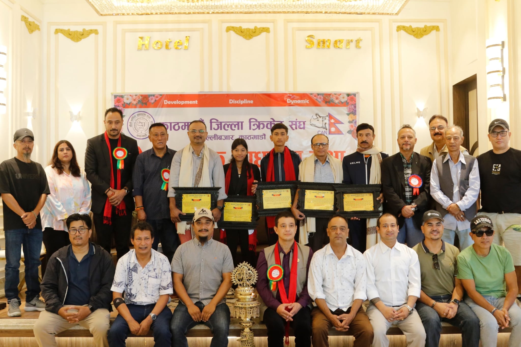 पाँच क्रिकेटकर्मी सम्मानित